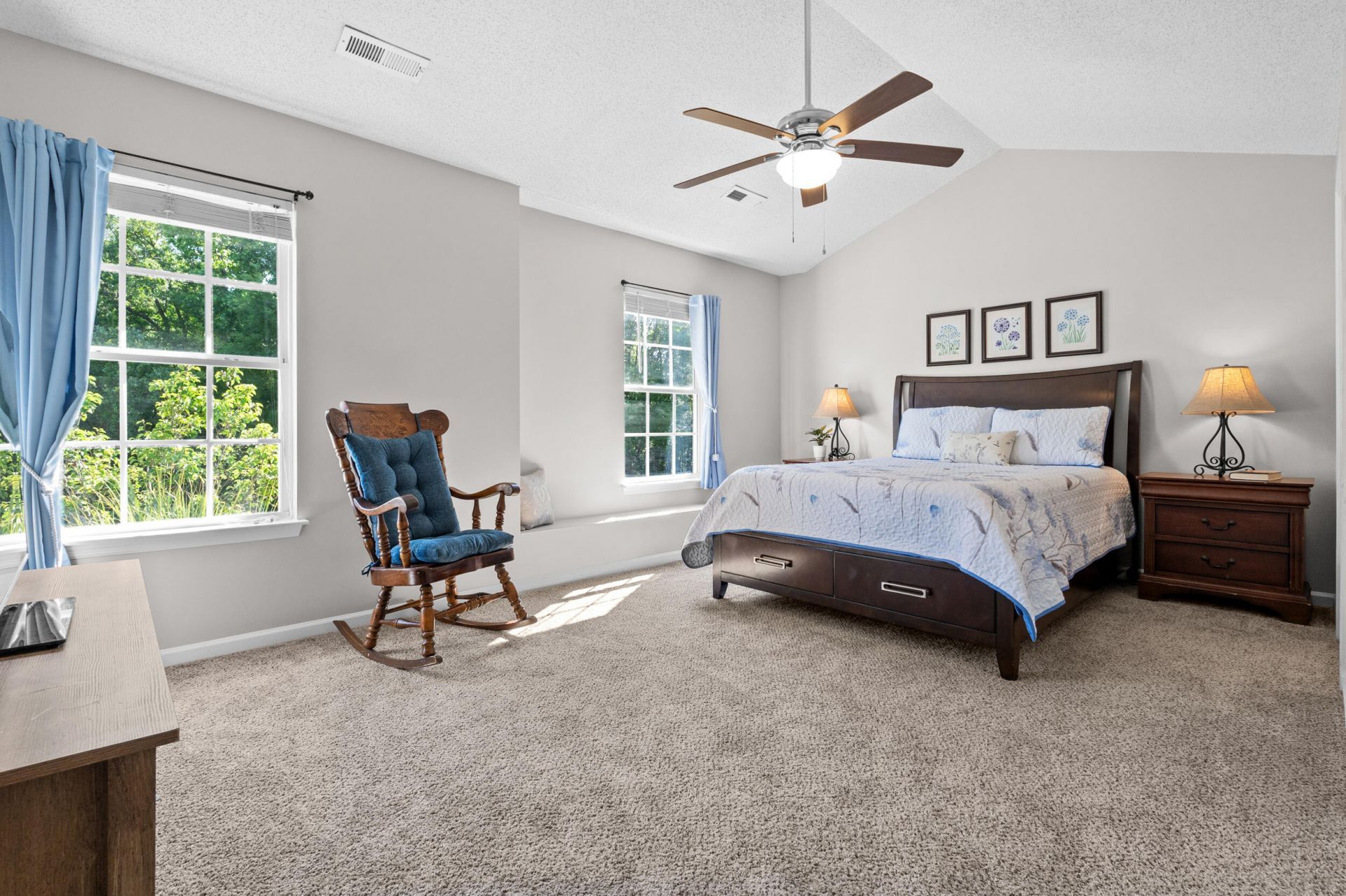 106 Madison Court Photo 14