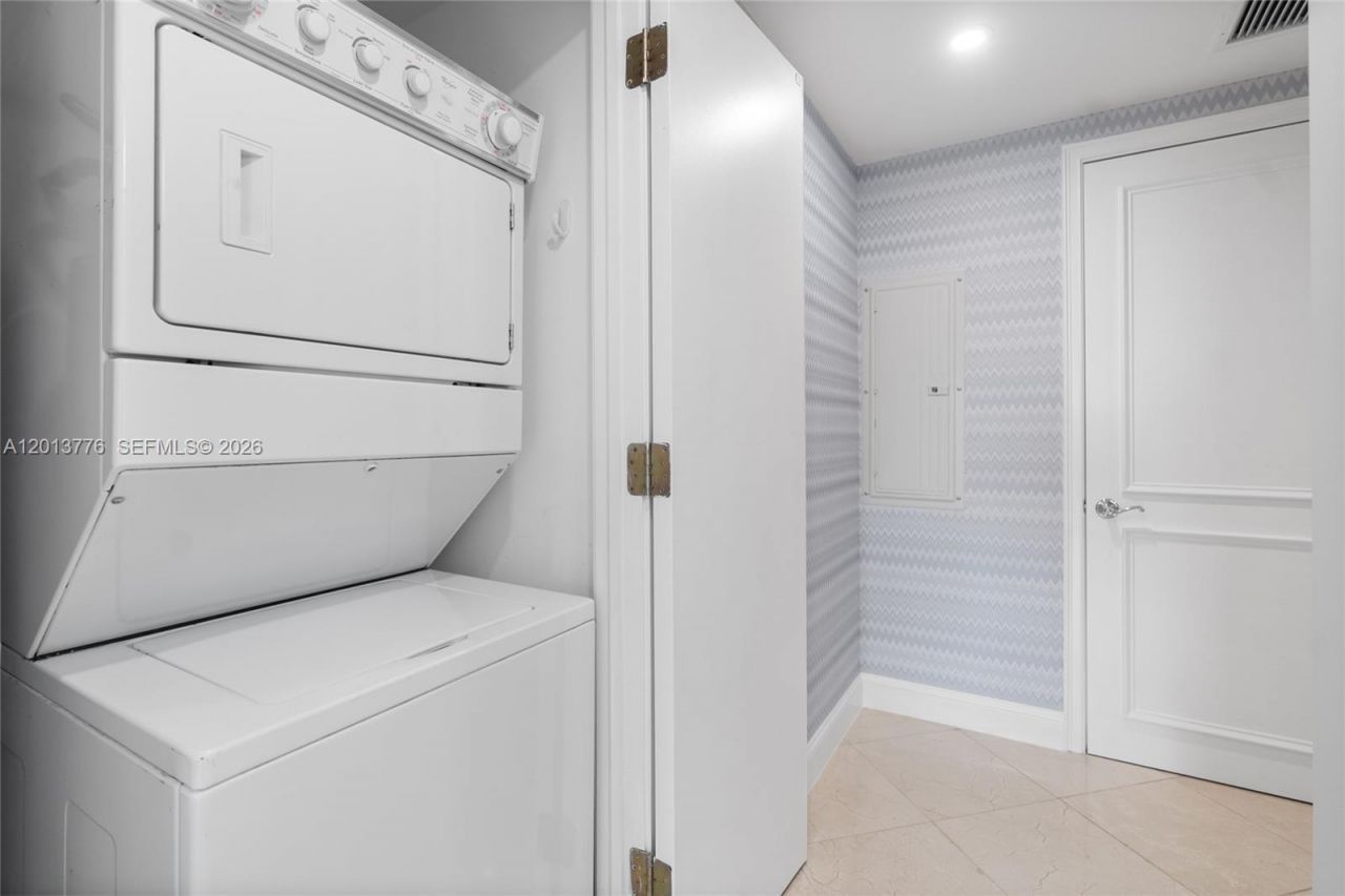 3350 SW 27 Ave, Unit 1907, Coconut Grove, FL 33133 Photo