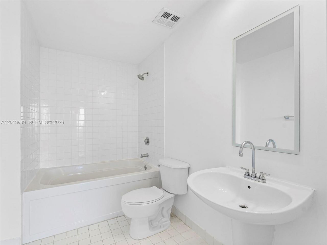 10 SW South River Dr , Unit 1506, Miami, FL 33130 Photo