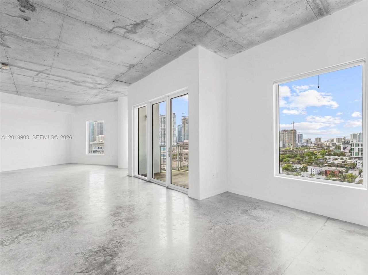 10 SW South River Dr , Unit 1506, Miami, FL 33130 Photo