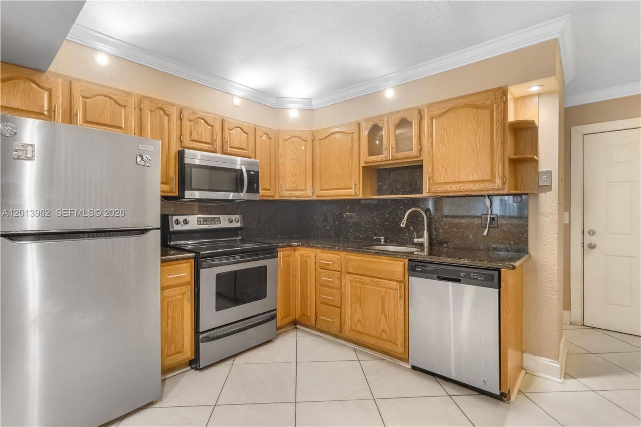 15385 S Dixie Hwy 4 Hwy, Palmetto Bay, FL 33157 Photo