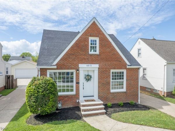 6815 Dartworth Drive , Parma, OH 44129