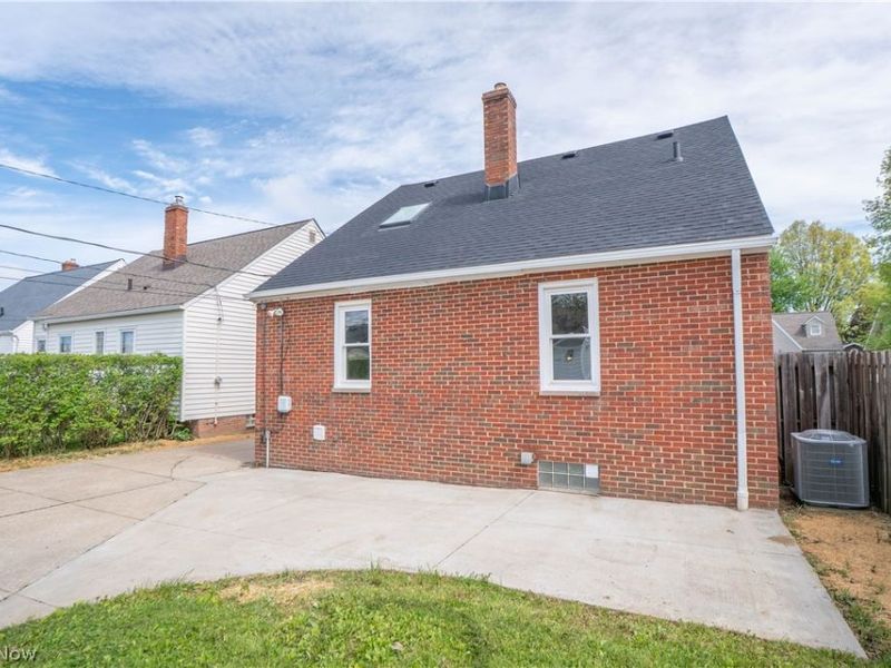 6815 Dartworth Drive, Parma, OH 44129 Photo 37