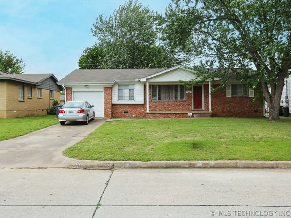 2861 S 66th Place E, Tulsa, OK 74129
