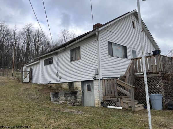37 Trenton Street, Farmington, WV 26571