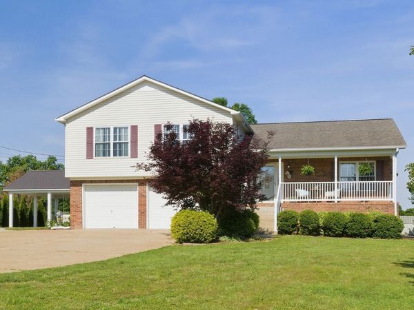 397 Canaan Rd , Columbia, TN 38401