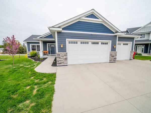 695 Marcus Pl NE, Byron, MN 55920