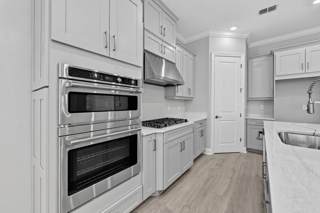 10418 Morning Mist Lane, Sarasota, FL 34241 Photo