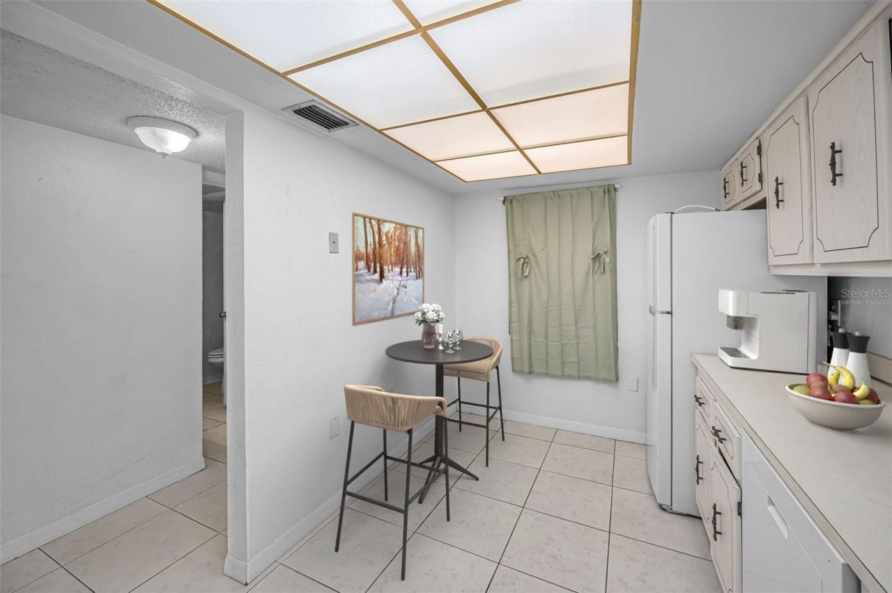 4908 38th Way S, Unit 204, Saint Petersburg, FL 33711 Photo