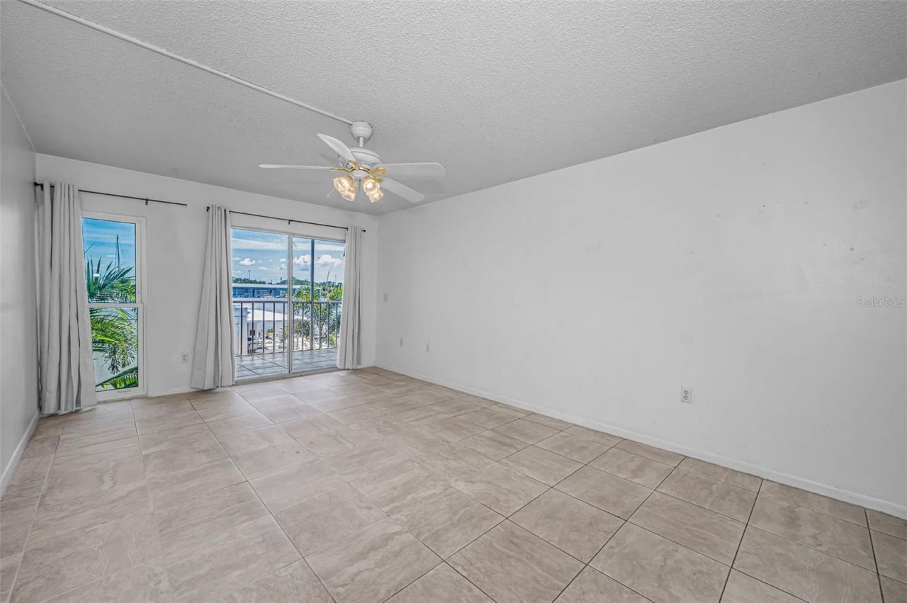 4908 38th Way S, Unit 204, Saint Petersburg, FL 33711 Photo