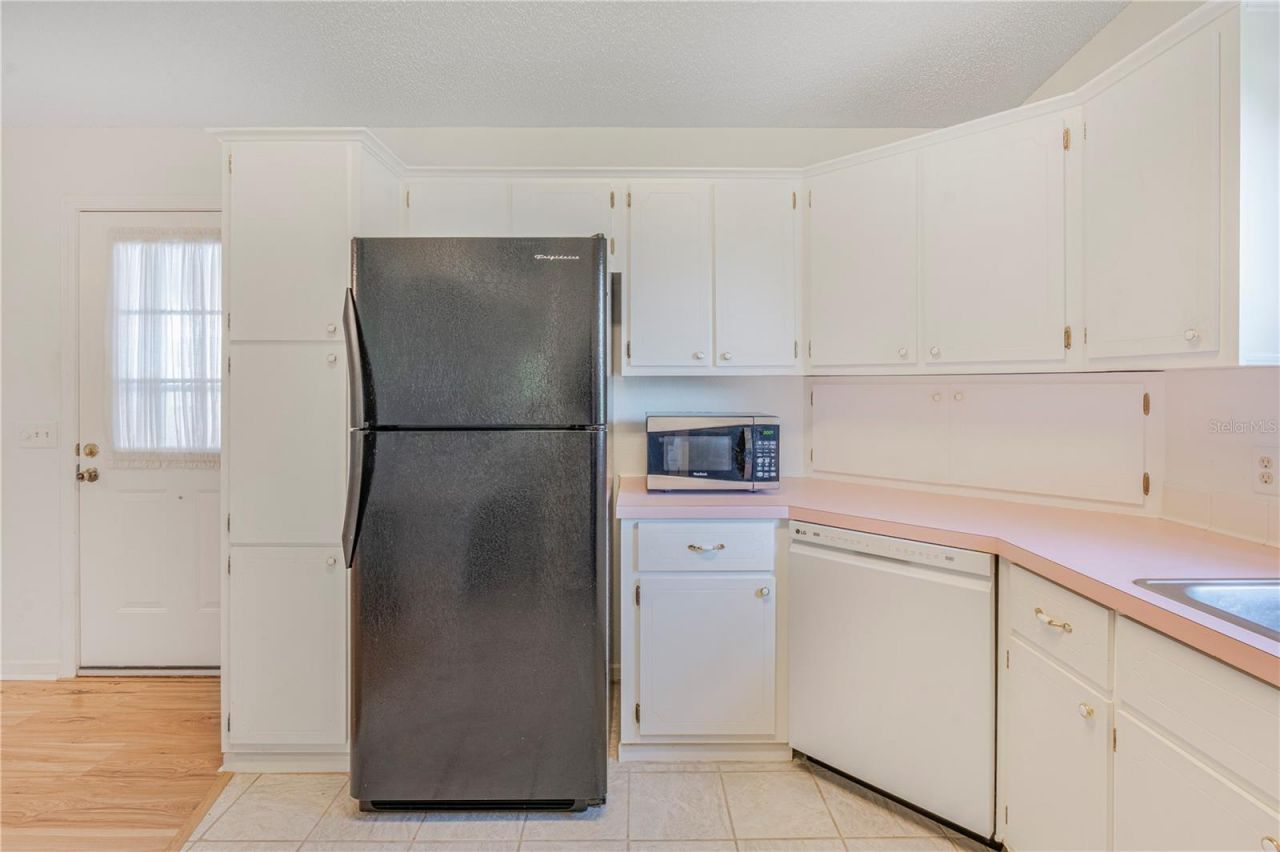 1114 Paradise Drive, Lady Lake, FL 32159 Photo