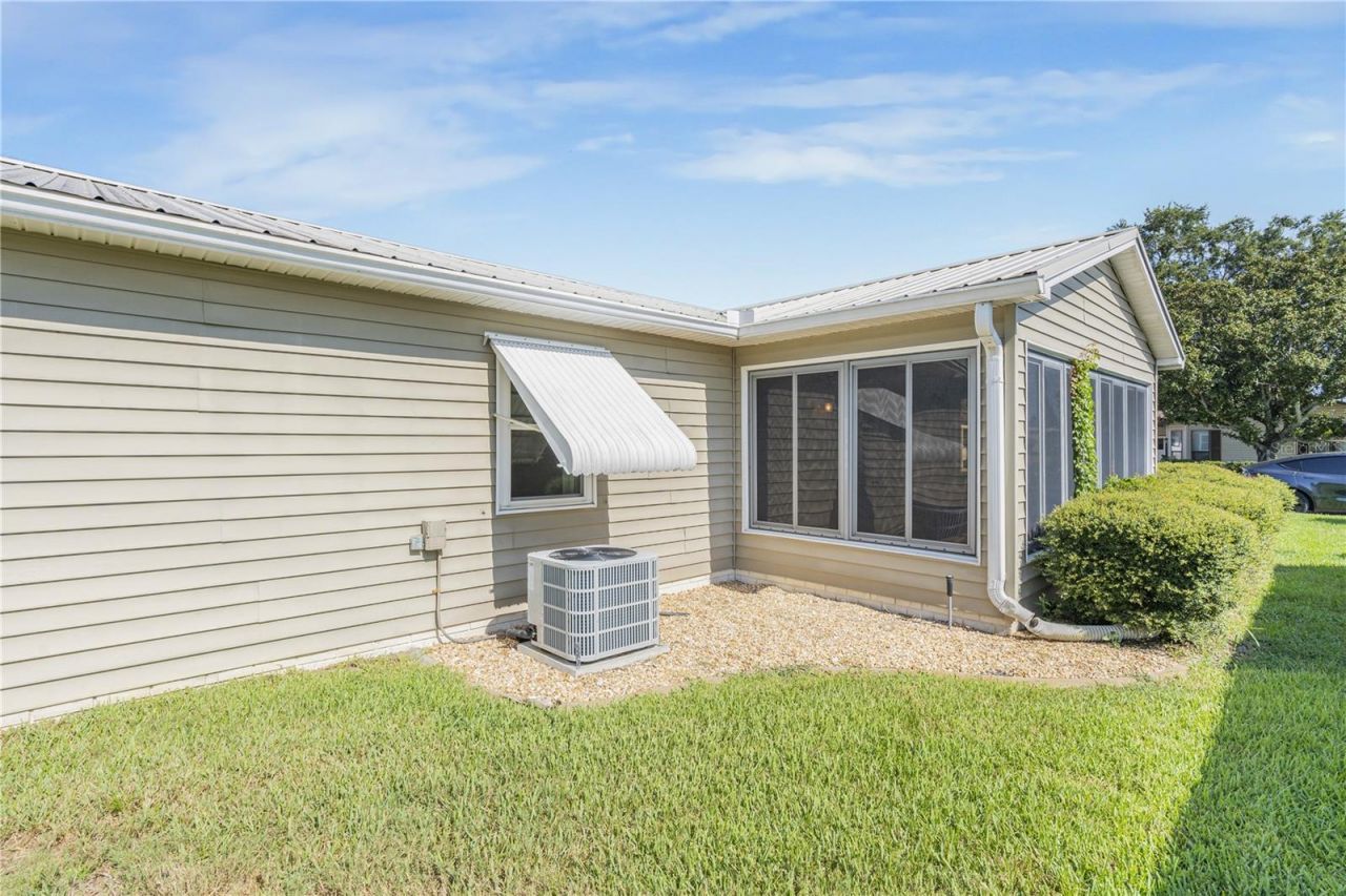 1114 Paradise Drive, Lady Lake, FL 32159 Photo