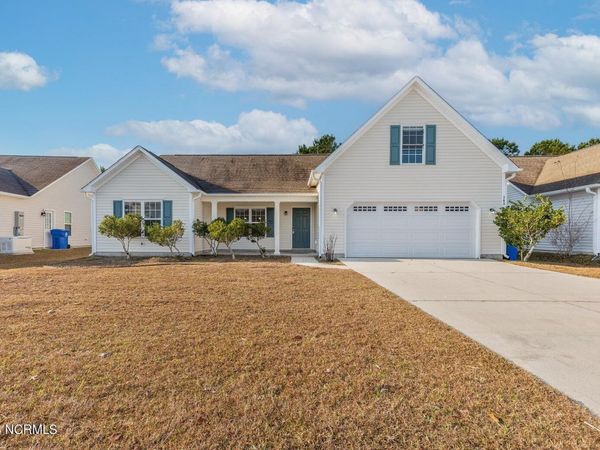 340 Rose Bud Lane, Holly Ridge, NC 28445