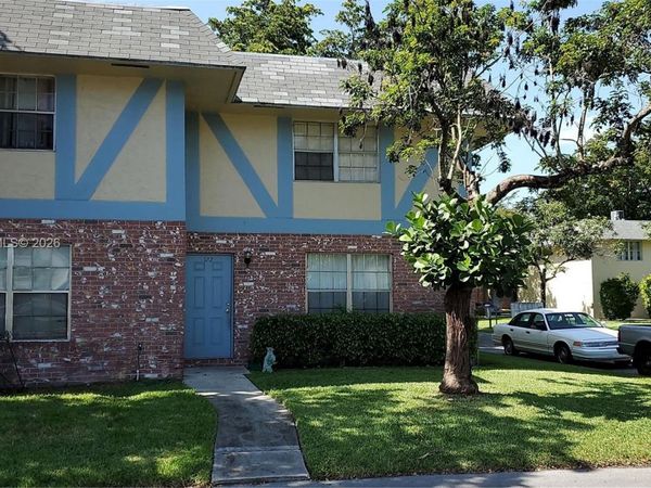 7505 Kimberly Blvd , Unit 122, North Lauderdale, FL 33068
