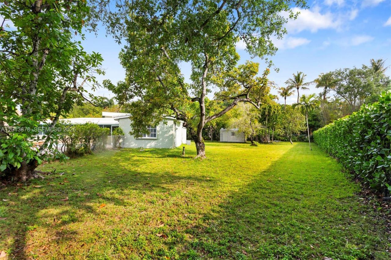10851 SW 68th Ave , Pinecrest, FL 33156 Photo