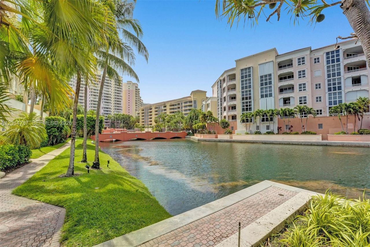 715 Crandon Blvd , Unit 406, Key Biscayne, FL 33149 Photo
