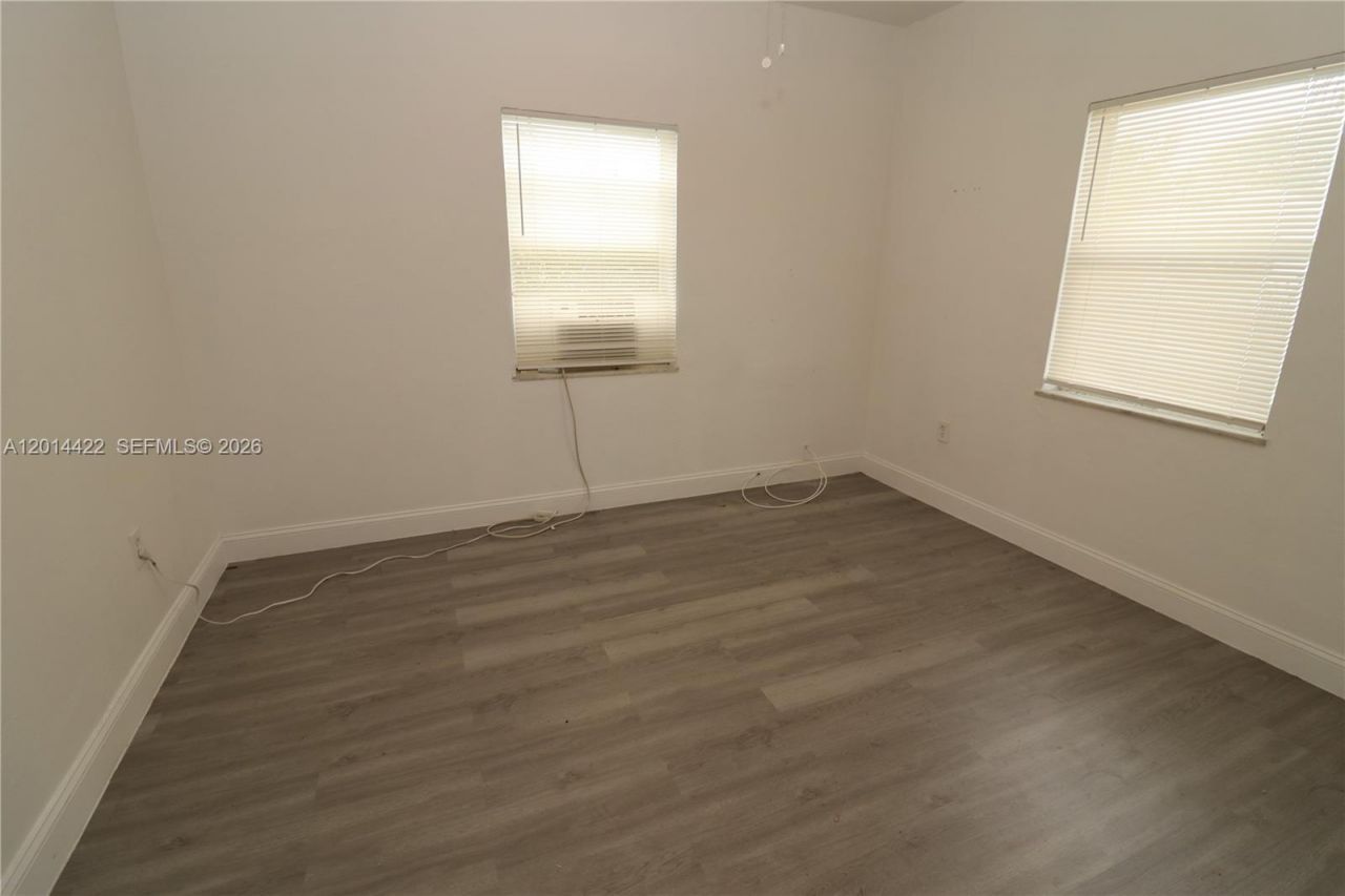 835 83rd St, Miami Beach, FL 33141 Photo