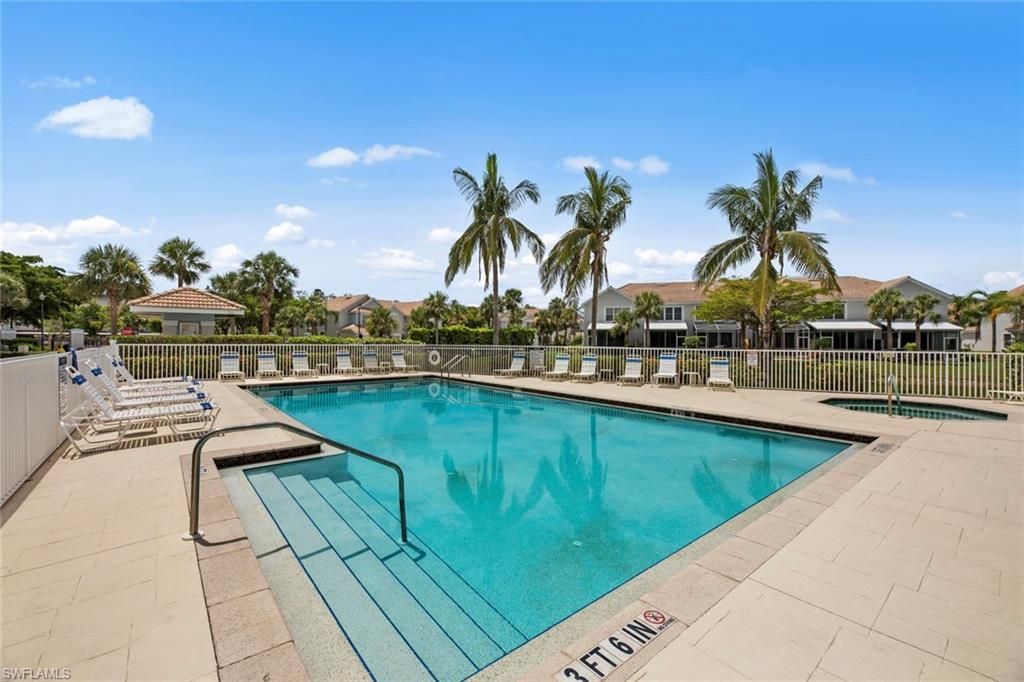 8271 Village Edge Cir, Unit 5, Fort Myers, FL 33919 Photo