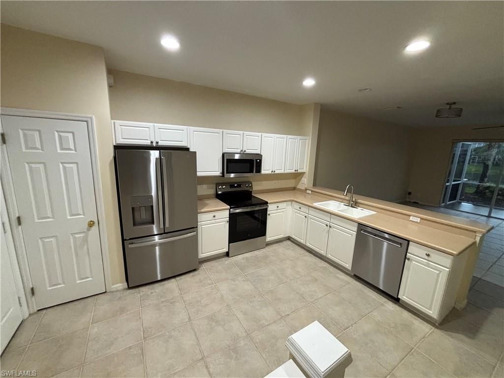 8271 Village Edge Cir, Unit 5, Fort Myers, FL 33919 Photo