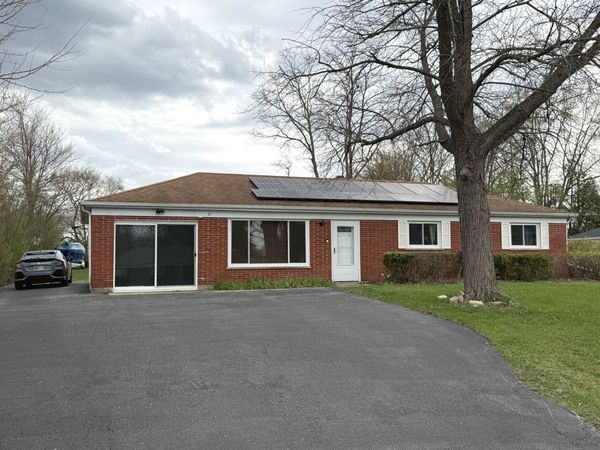 27 E 14th Place , Lombard, IL 60148