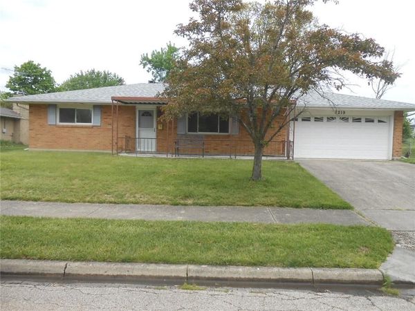 2219 Stop 8 Road, Vandalia, OH 45414
