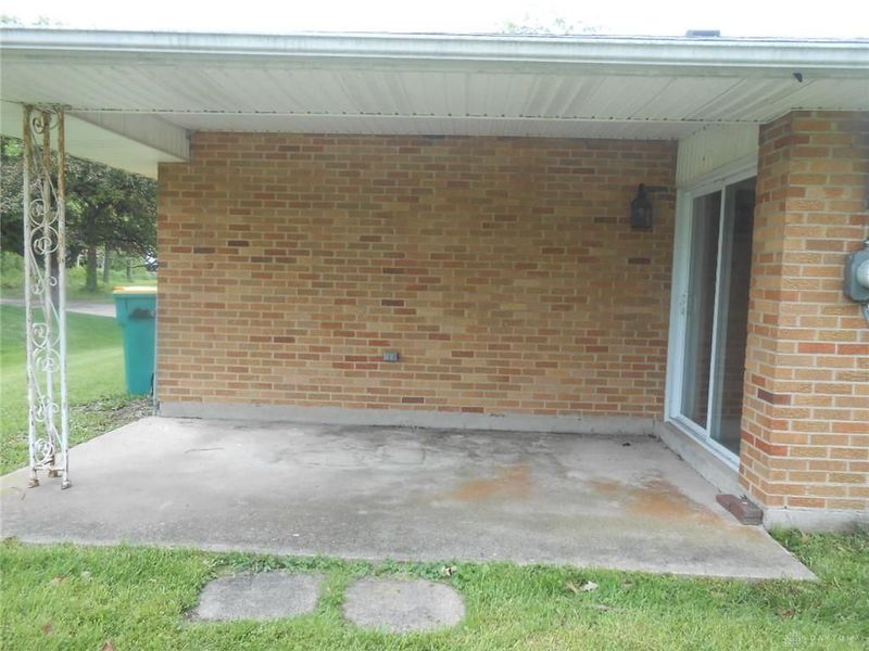 2219 Stop 8 Road, Vandalia, OH 45414 Photo 9