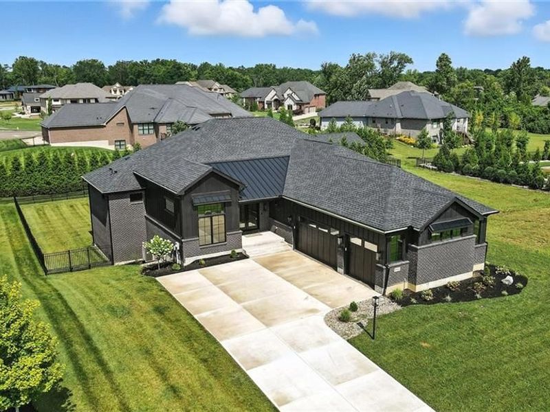 1943 Horseshoe Bend, Dayton, OH 45458 Photo 4