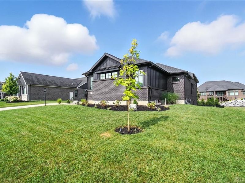 1943 Horseshoe Bend, Dayton, OH 45458 Photo 8