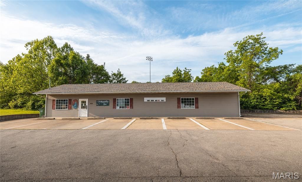 404 E Highway 72, Rolla, MO 65401 Main Photo