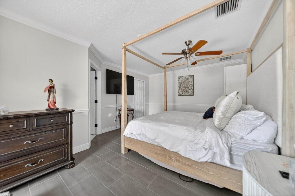 982 SW Kappa Avenue, Port Saint Lucie, FL 34953 Photo