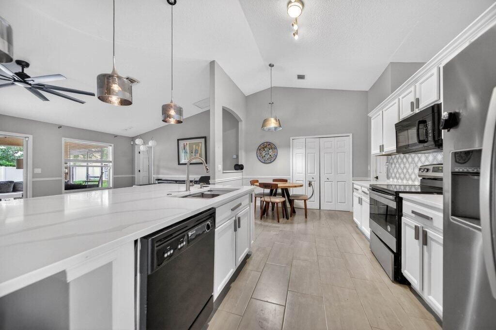 982 SW Kappa Avenue, Port Saint Lucie, FL 34953 Photo