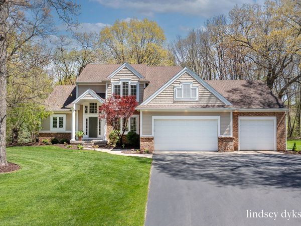 4320 Trail E Drive NE, Ada, MI 49301