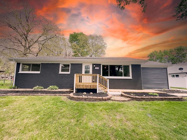 405 Cedar Street NW , DeMotte, IN 46310