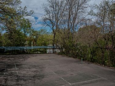 316 1/2 E Minnehaha Parkway , Minneapolis, MN 55419