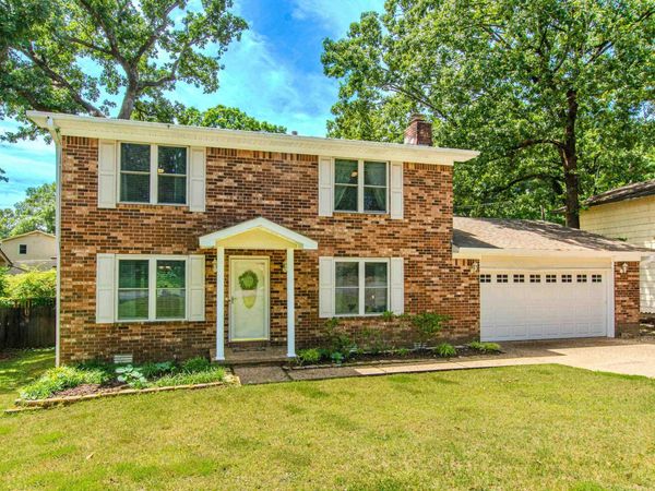 6421 Rolling Hills Dr, North Little Rock, AR 72118