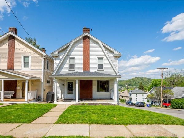 747 Hiland Ave , Coraopolis, PA 15108