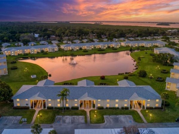 360 Grove Isle Circle, Unit 360, Vero Beach, FL 32962