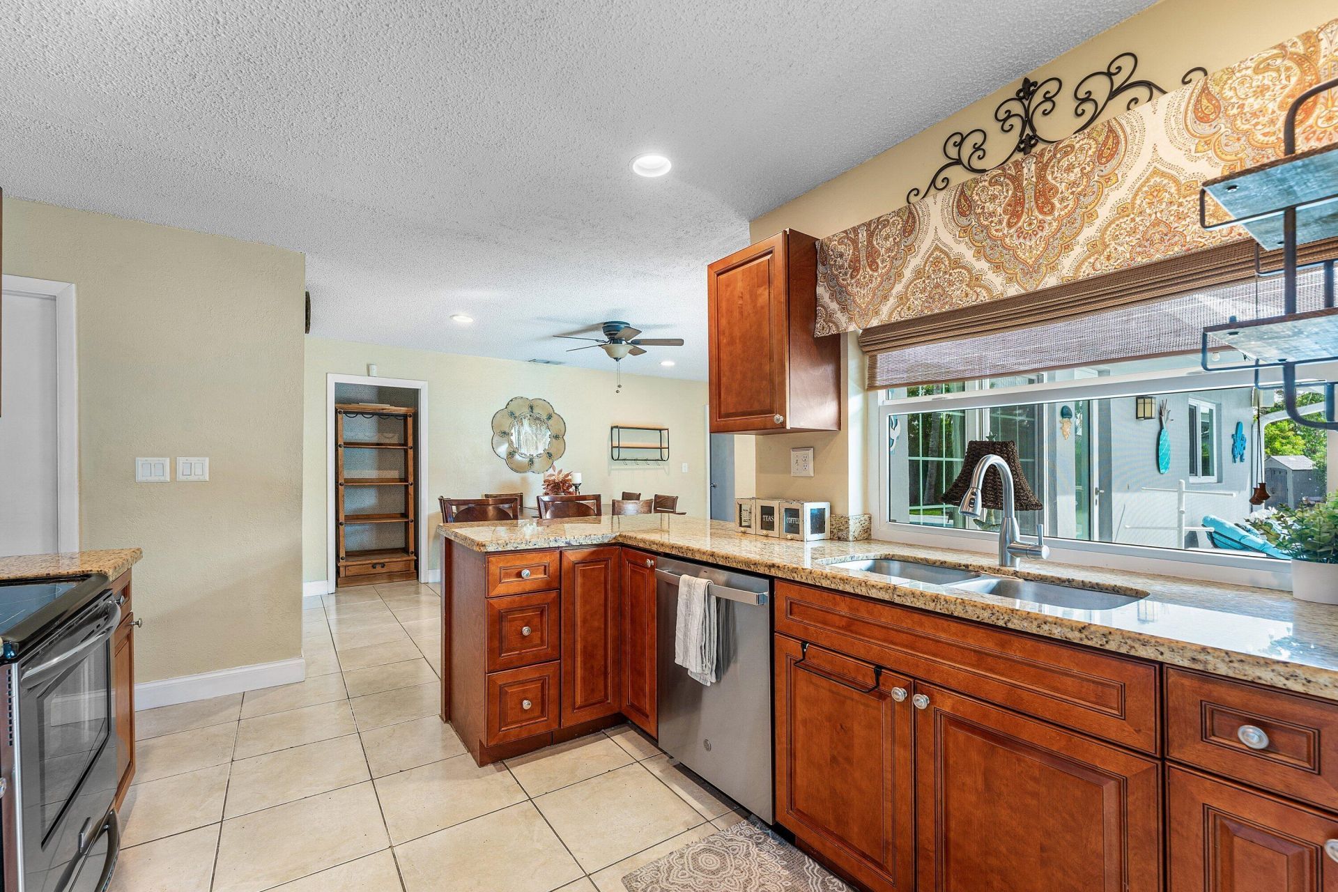 3760 NW 112th Terrace, Coral Springs, FL 33065 Photo