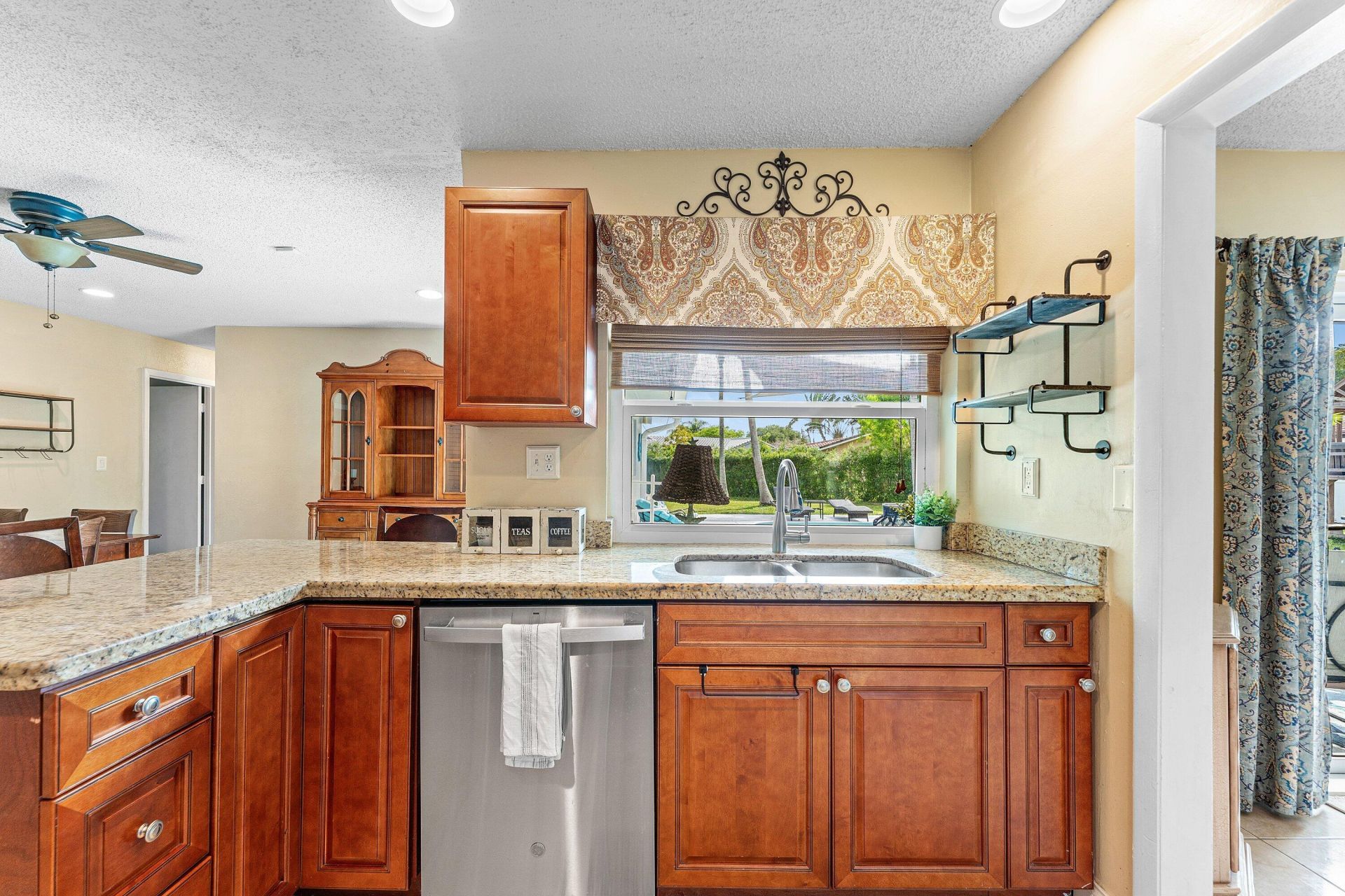 3760 NW 112th Terrace, Coral Springs, FL 33065 Photo