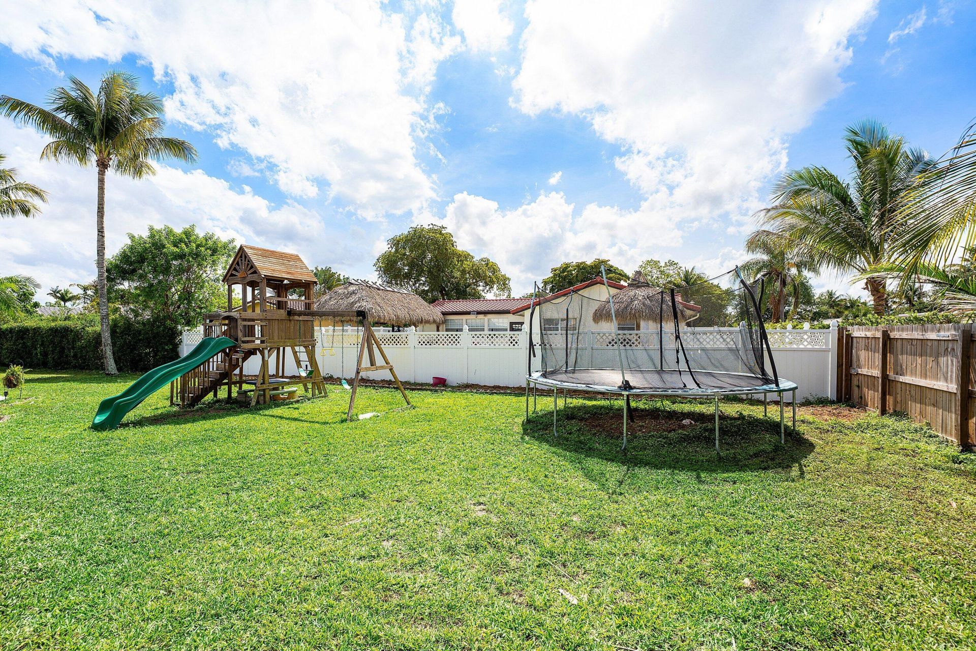 3760 NW 112th Terrace, Coral Springs, FL 33065 Photo