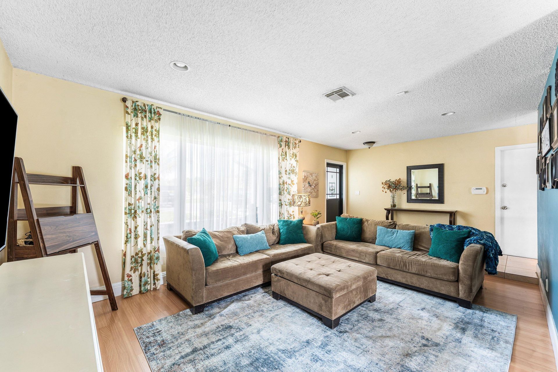 3760 NW 112th Terrace, Coral Springs, FL 33065 Photo