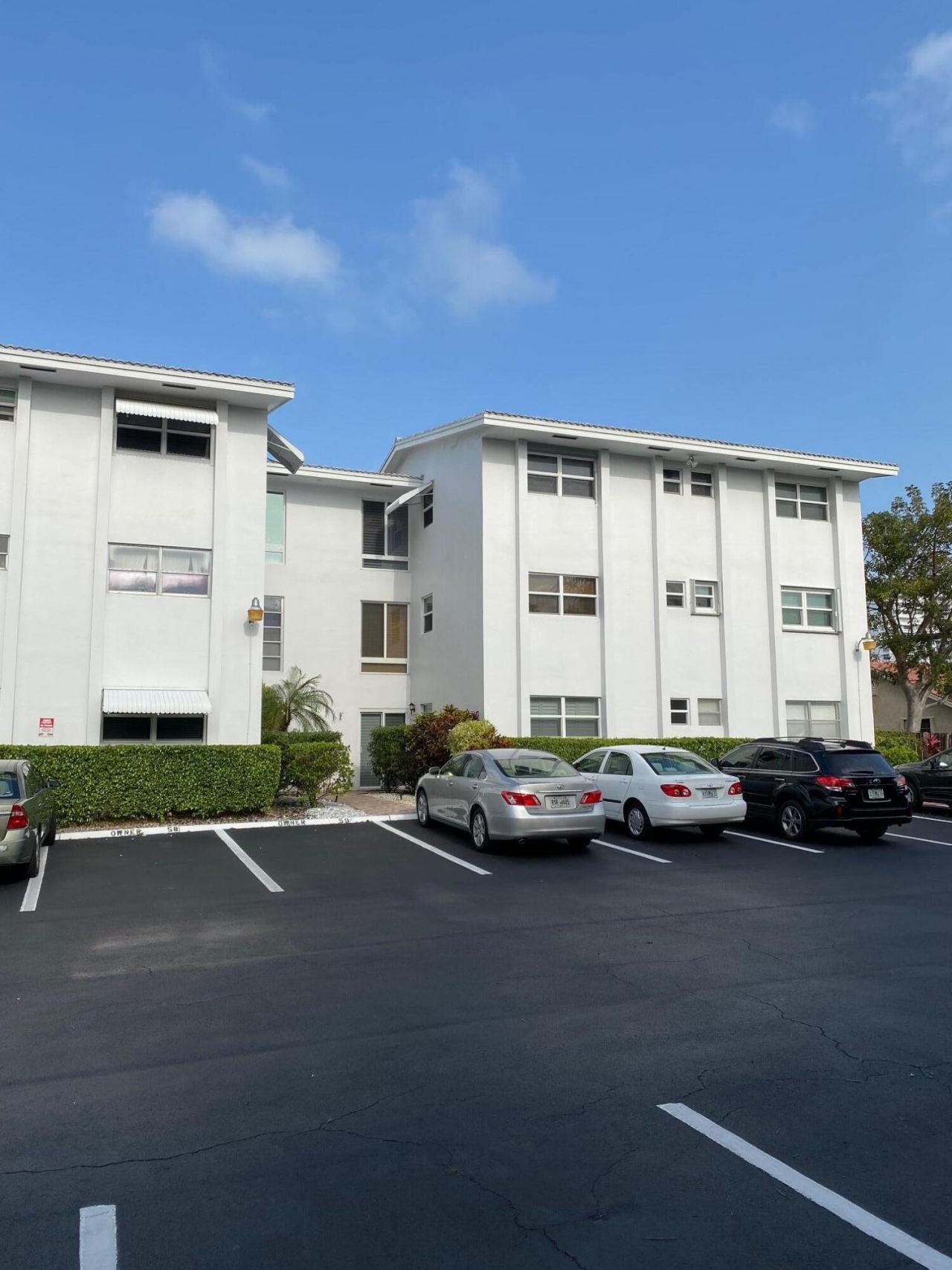 224 Hibiscus Avenue, Unit 260, Lauderdale by the Sea, FL 33308 Photo