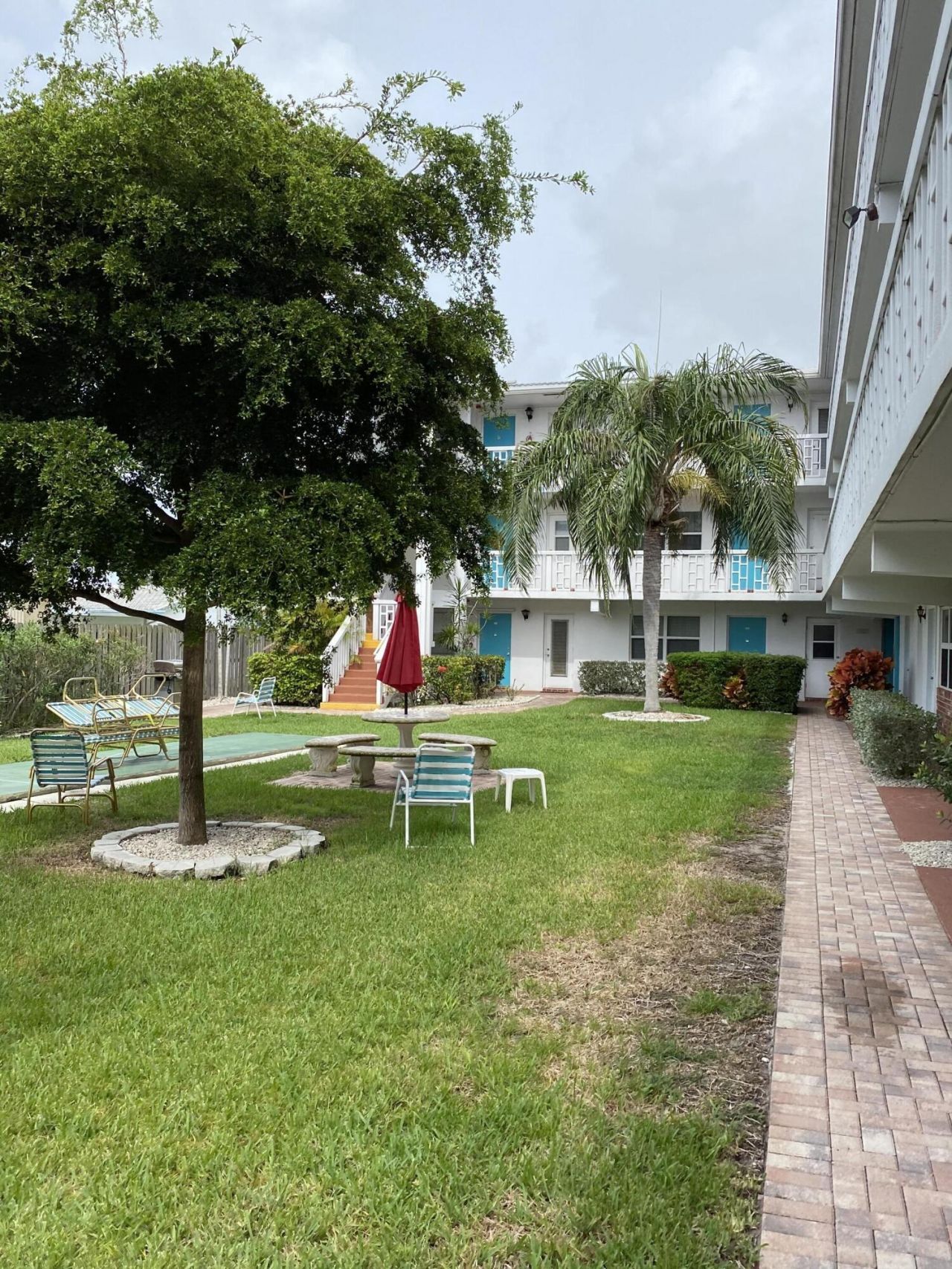 224 Hibiscus Avenue, Unit 260, Lauderdale by the Sea, FL 33308 Photo