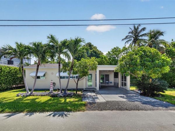 8 Ocean View Blvd , Key Largo, FL 33037
