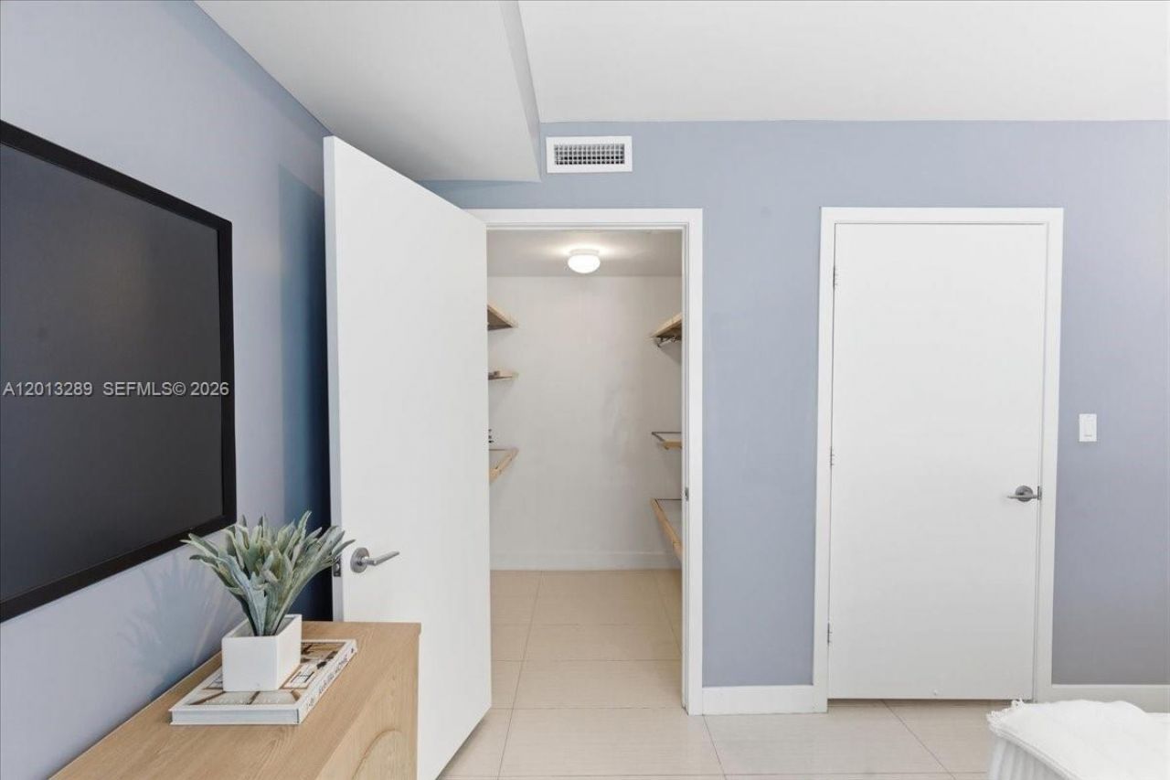 1111 SW 1st Ave, Unit Townhome 2, Miami, FL 33130 Photo