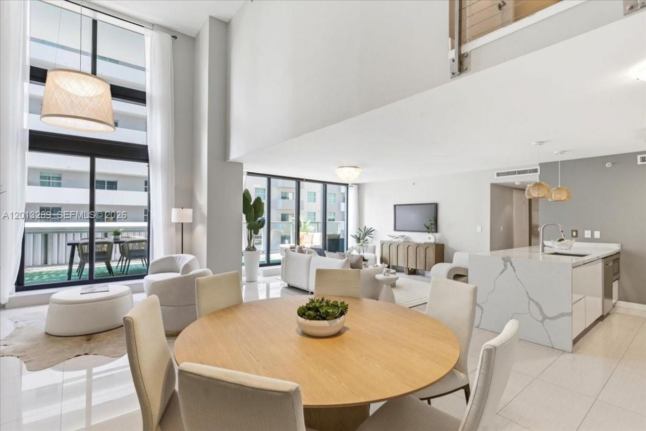 1111 SW 1st Ave, Unit Townhome 2, Miami, FL 33130 Photo