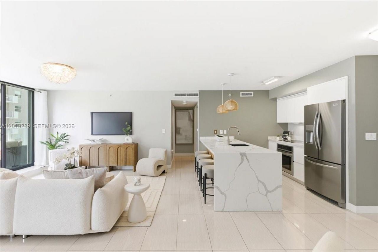 1111 SW 1st Ave, Unit Townhome 2, Miami, FL 33130 Photo