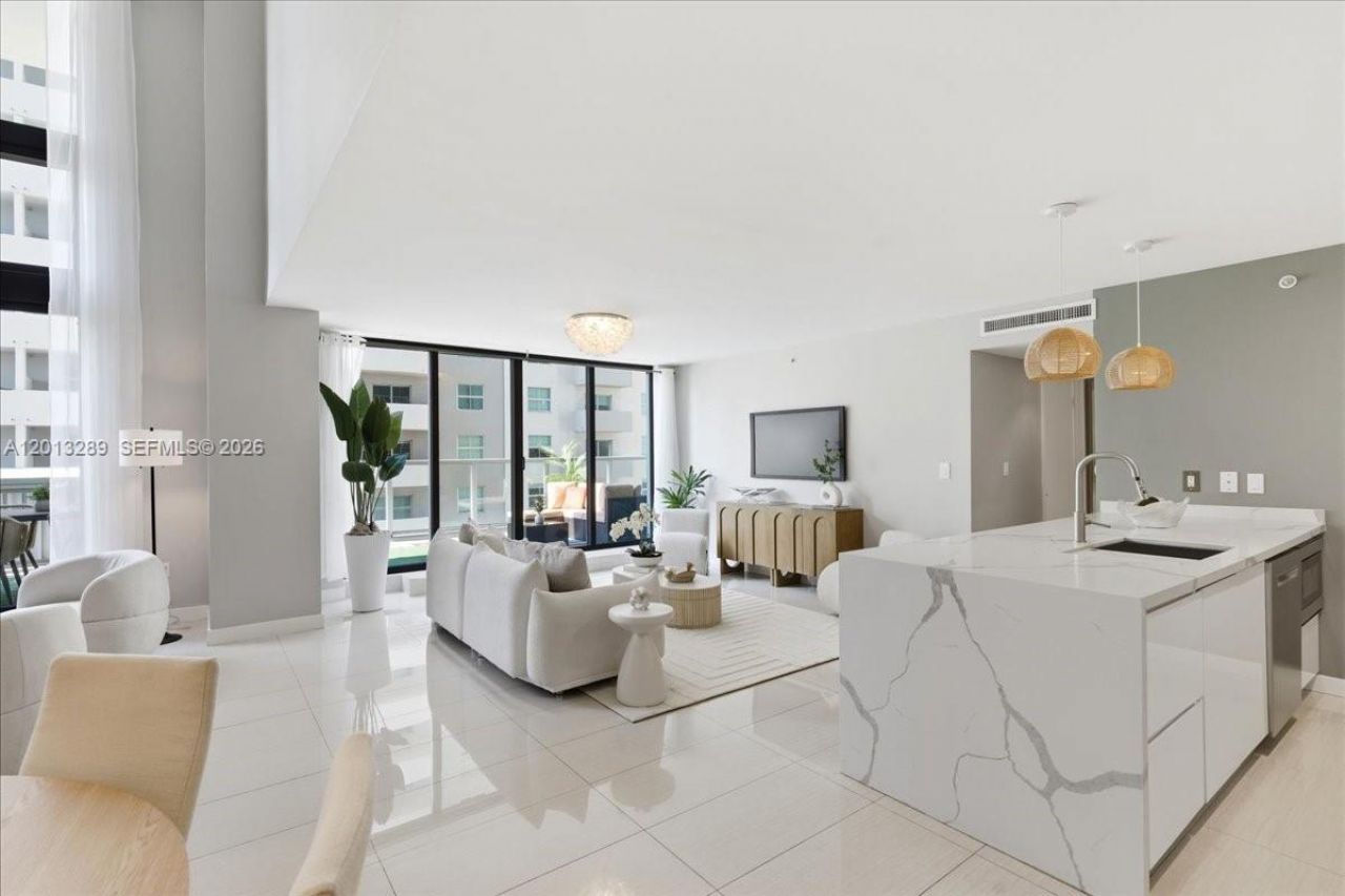 1111 SW 1st Ave, Unit Townhome 2, Miami, FL 33130 Photo