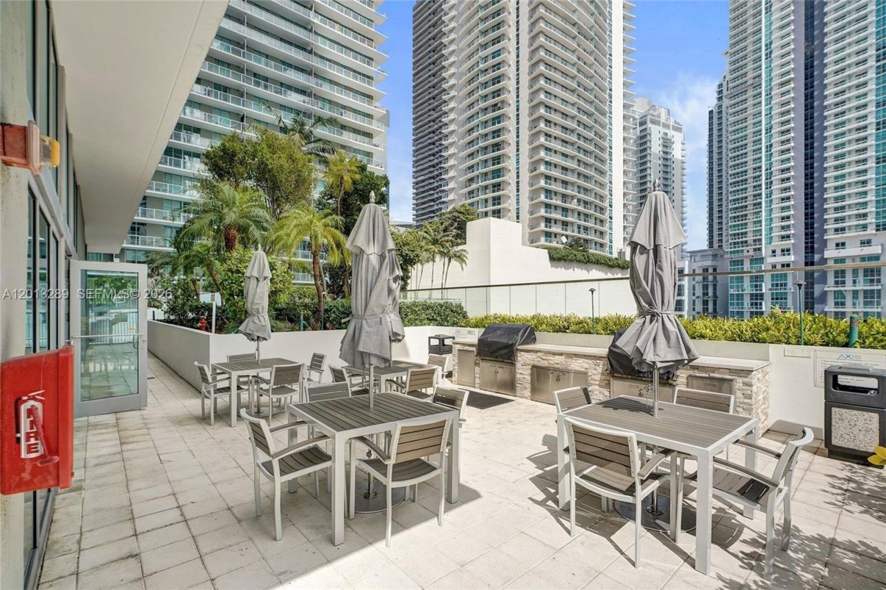 1111 SW 1st Ave, Unit Townhome 2, Miami, FL 33130 Photo
