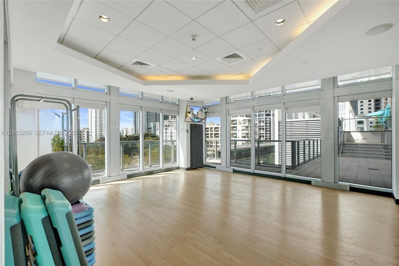 1111 SW 1st Ave, Unit Townhome 2, Miami, FL 33130 Photo